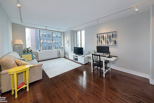 1st image of 236 E 47th St APT 32C