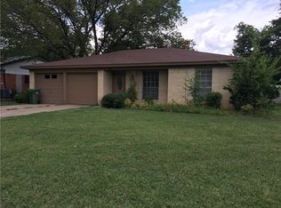 109 Lynn Dr, Hurst, TX