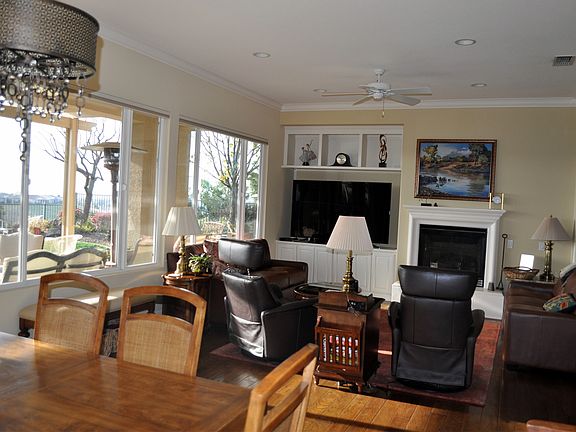 4th image of 2495 Walden View Ln