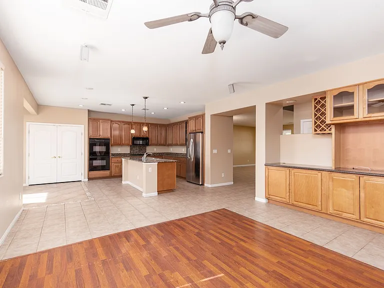 3078 Lenoir St — Photo 15