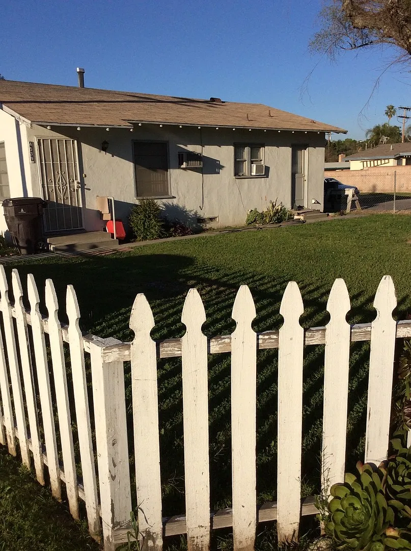 4537-49 Jurupa — Photo 1