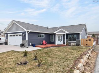 60 McCormacks Ln, Halifax, NS B3G 1A3