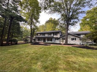 5683 Chestnut Ridge Rd, Hubbard, OH 44425