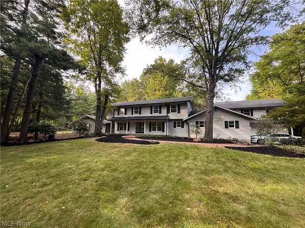 5683 Chestnut Ridge Rd, Hubbard, OH 44425