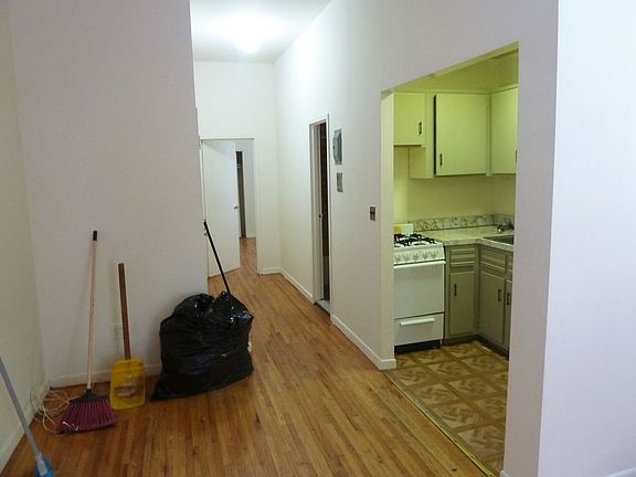 3rd image of 251 W 97th St #1K