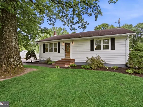 1269 Tanyard Rd, Sewell, NJ 08080