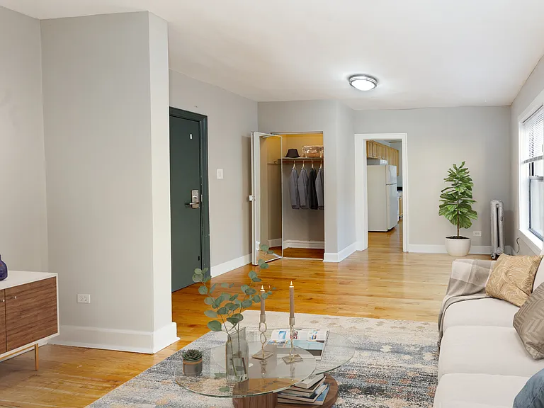 2051 N. Sedgwick — Photo 7