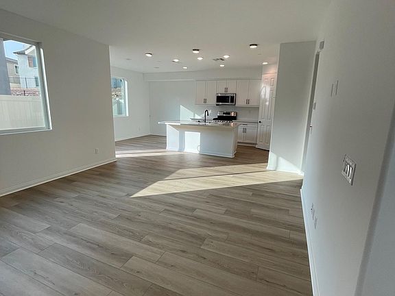 2nd image of 24047 Ashton Rd