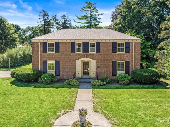 1434 W Downer Pl, Aurora, IL 60506