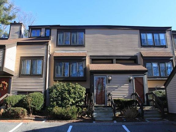 Welcome to 3 Brooks Lane