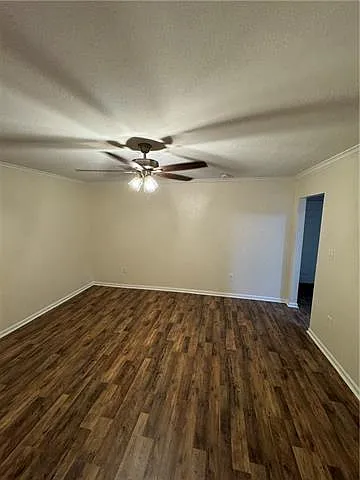 5324 Wildair Dr #B — Photo 8