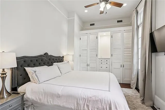 817 Esplanade Ave #1A — Photo 16