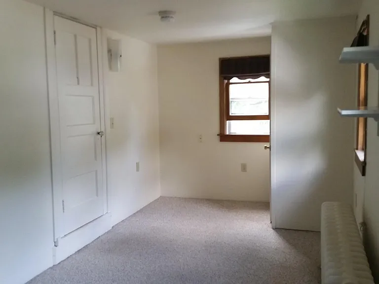 31 School St #4 — Photo 10