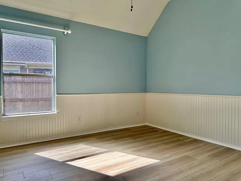 3131 Valley Ct — Photo 22