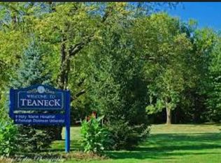 1120 Loraine Ave, Teaneck, NJ 07666