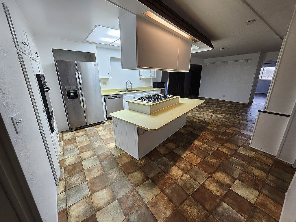 3589 Wells Rd UNIT 16