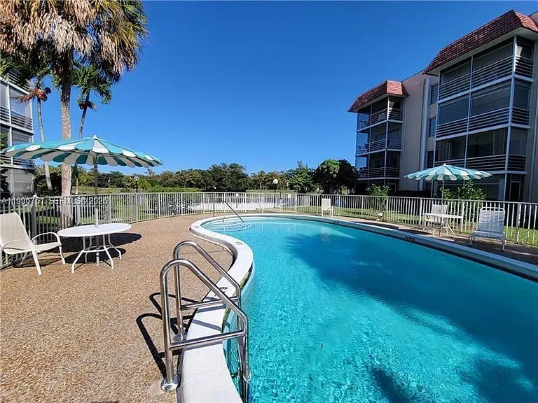 3774 Inverrary Blvd #206P — Photo 17