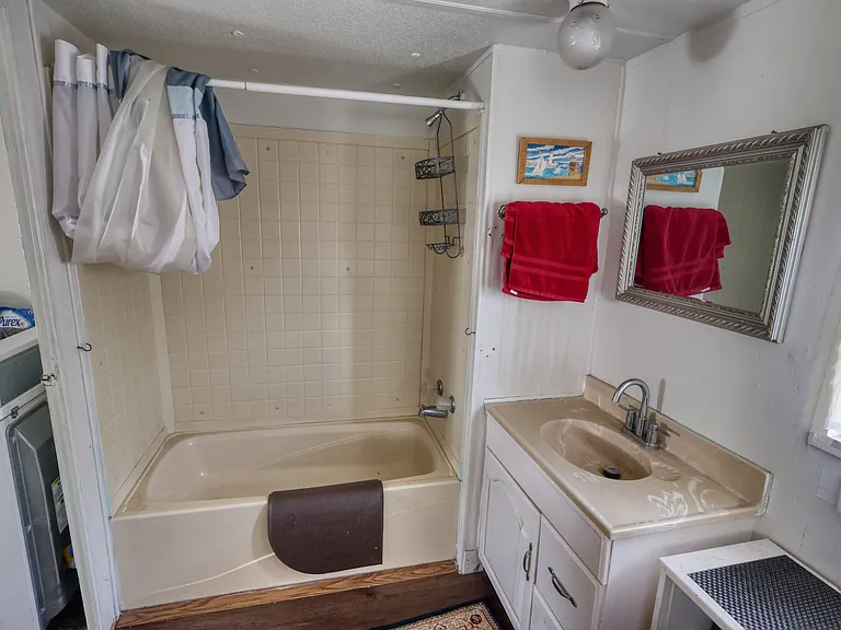 8301 New York Ave #4 — Photo 9