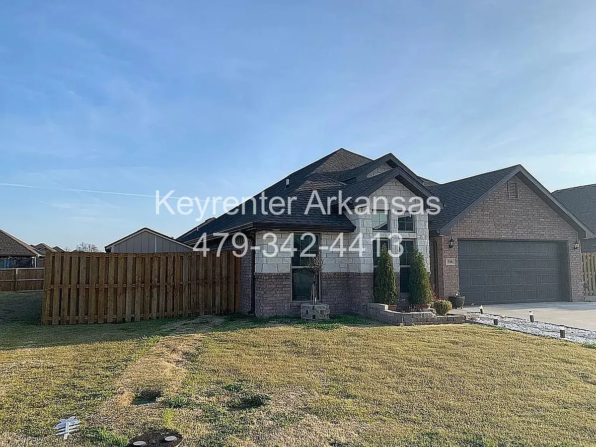 Building Photo - 530 Arkansas Black