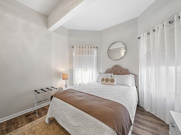 5th image of 4600 Landis Ave #1C