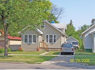620 10th Ave S, Grand Forks, ND 58201