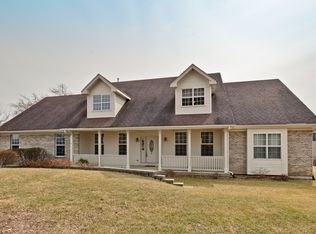 23777 W Grass Lake Rd, Antioch, IL 60002