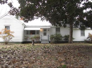 3298 Lonesome Pine Rd, Hayes, VA 23072