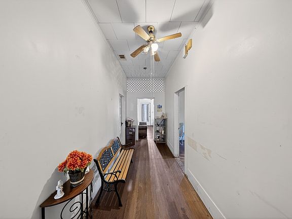 4th image of 135 North St