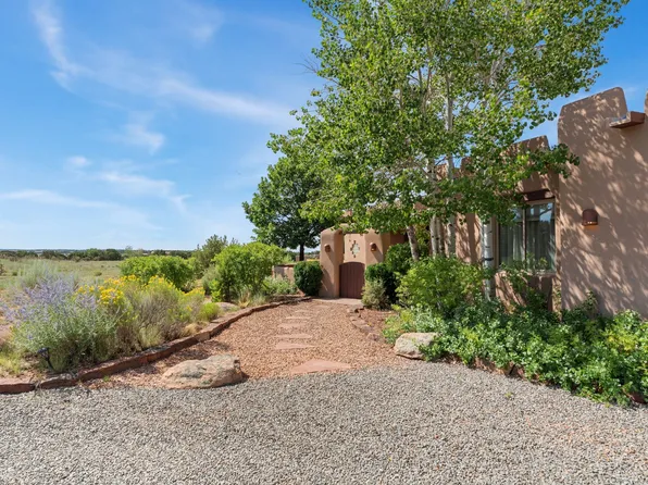 21 Cagua Rd, Santa Fe, NM 87508