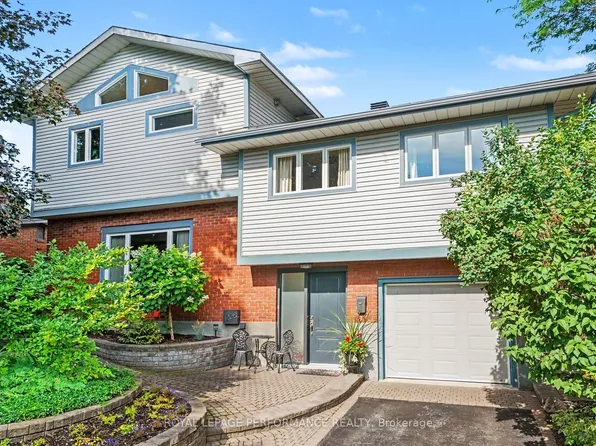 1208 Cline Cres, Ottawa, ON K2C 2P2