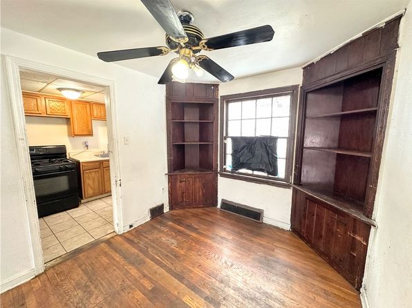 pittsburgh-pennsylvania-11417857 picture