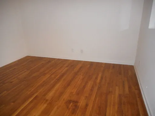 1324 Thomasboro Dr #4 — Photo 3