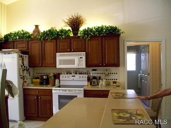 5th image of 3033 N Barton Creek Cir