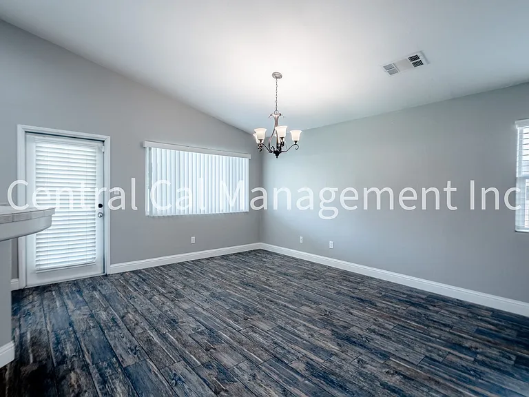 9912 Grand View Summit Dr — Photo 3