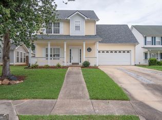 74 Roxbury Ln, Newnan, GA 30265