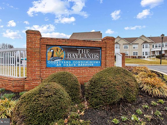 2nd image of 104 Bayland Dr Unit 17