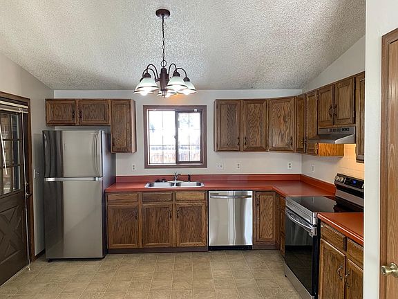 5th image of 247 Christiansen Ave #247