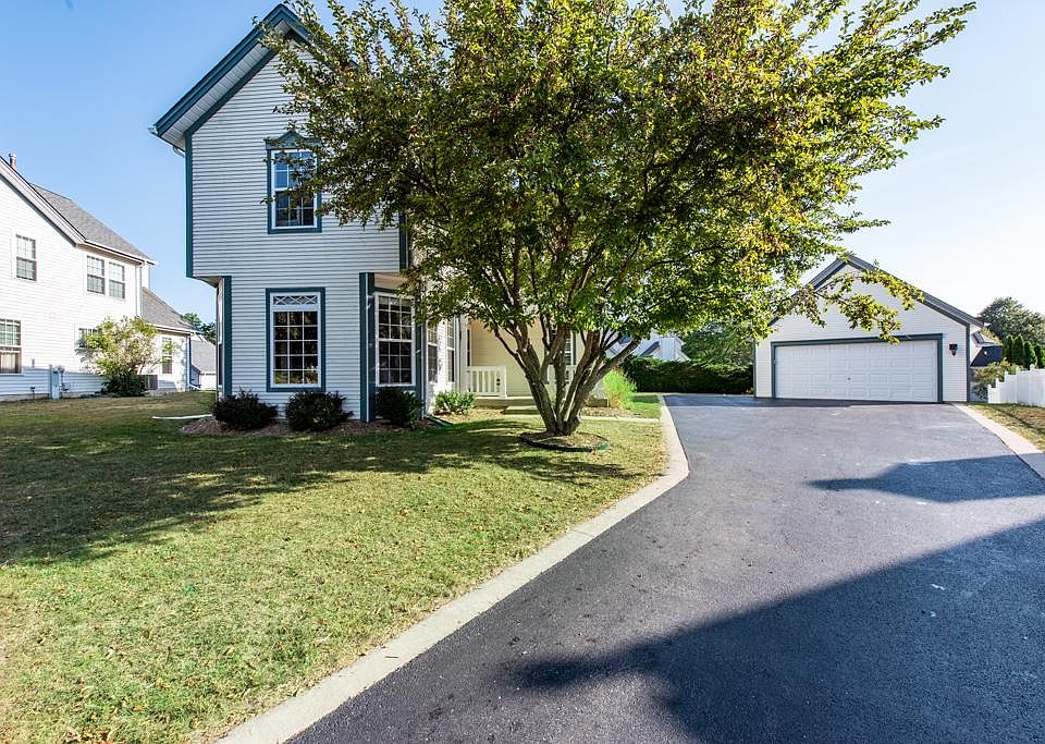 1st image of 5051 Country Pl