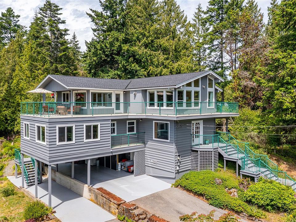 1st image of 4826 Cannon Cres