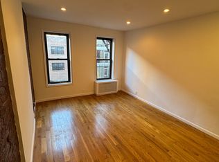 418 E 74th St APT 4A, New York, NY 10021