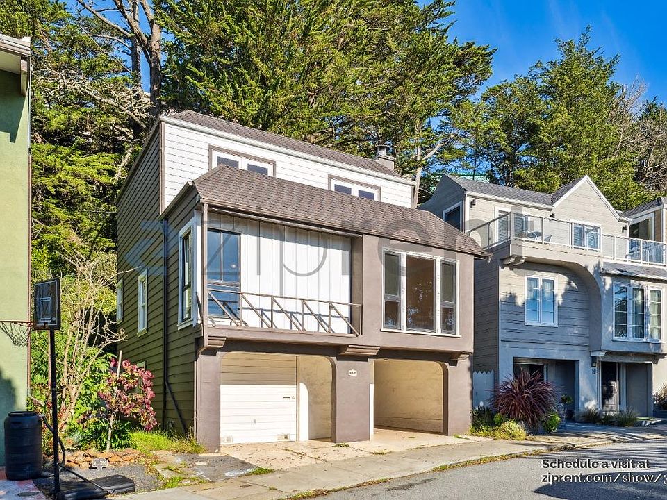 1st image of 15 Burlwood Dr