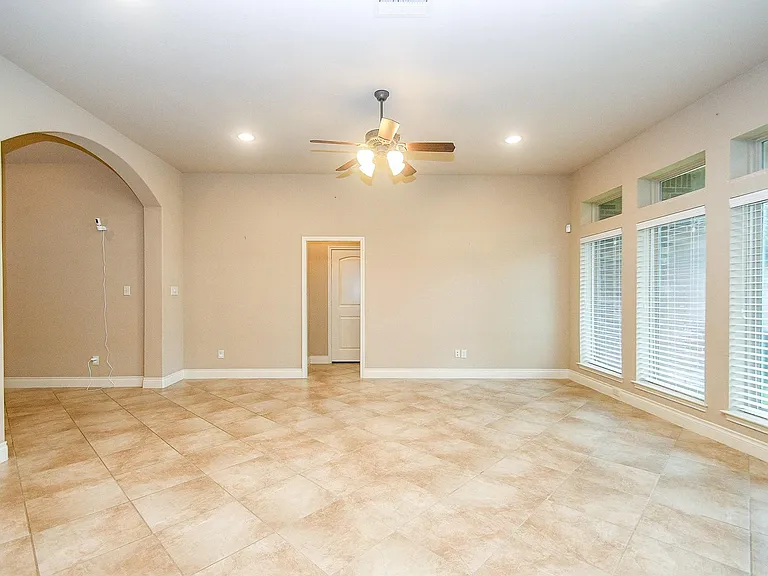 2911 Village Brook Ln — Photo 12