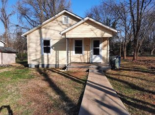 715 Zane Perkins Dr, Lexington, NC 27292