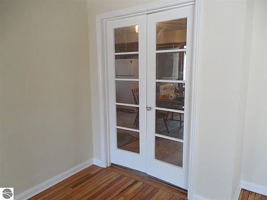 3rd image of 845 Indian Trail Blvd