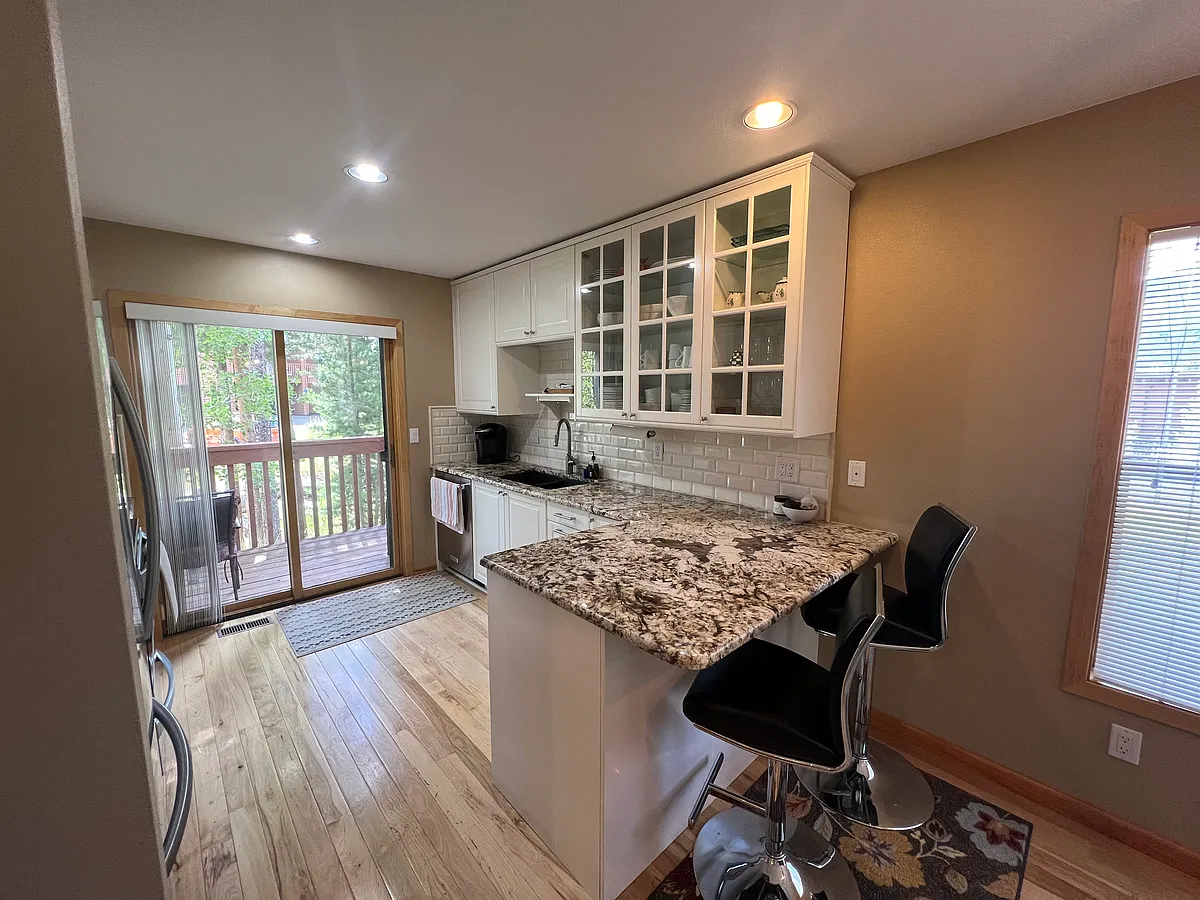 Building Photo - 731 Lagoon Dr #D