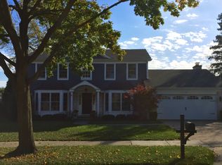 2531 Shannon Rd, Northbrook, IL 60062