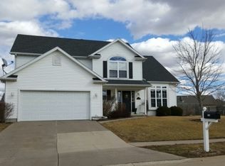 1515 E 5th St, Coal Valley, IL