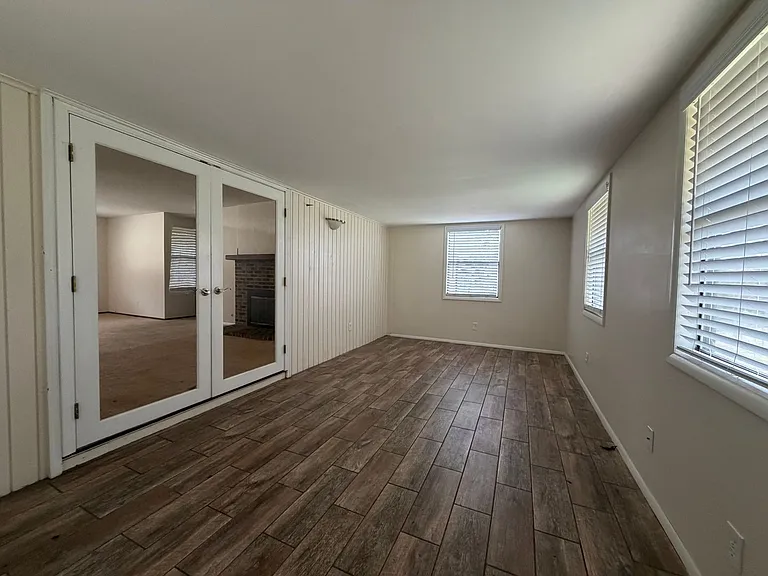 9108 Bluff Dr — Photo 15