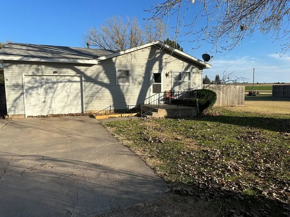 4004 Worden St, Albert, KS 67511