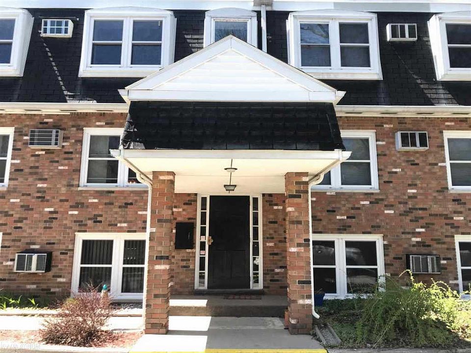 1st image of 810 Holland Ave Unit 0